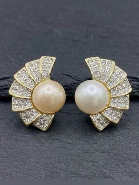 Vintage 80s Butler Faux Pearl Rhinestone Fan Gold Tone Statement Clip Earrings